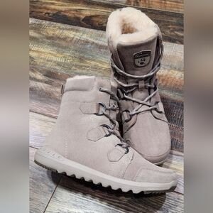 Bearpaw Tan Suede Boots